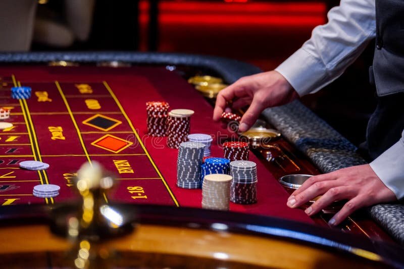 168qt – Sảnh game bài và casino